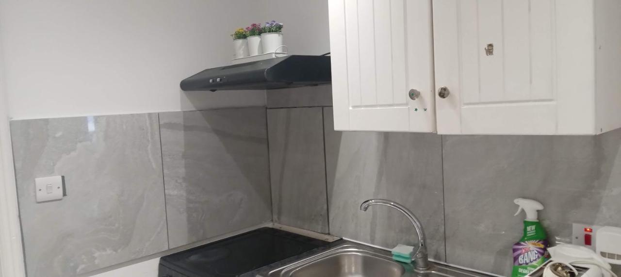 Comfortable Double Room Londres Exterior foto